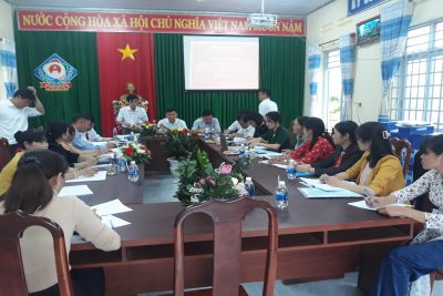 Đoàn đánh giá ngoài để công nhận đạt kiểm định chất lượng giáo dục và công nhận đạt chuẩn quốc gia tại Trường tiểu học Lê Thị Hồng Gấm xã Xuân Phú